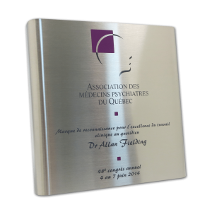 Plaque de reconnaissance d'inox AMPQ