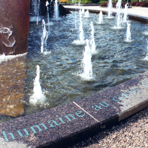 Fontaine Gare du Palais