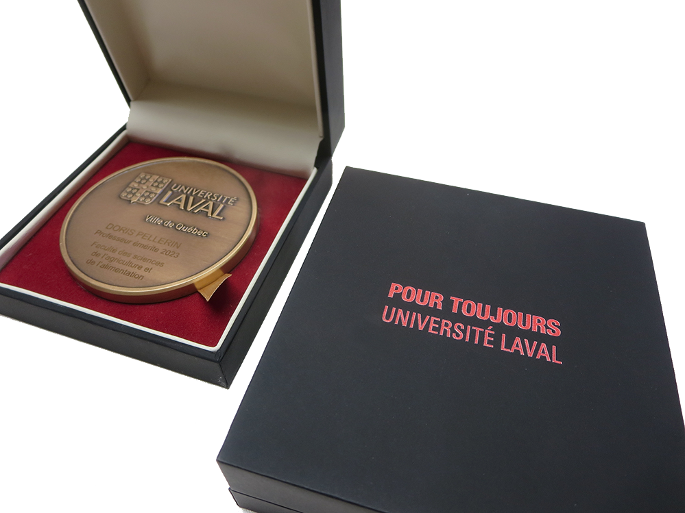 Médaille honorifique de bronze frappé | Université Laval – Image 5